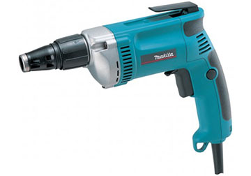 570W Máy bắn vít Makita 6826