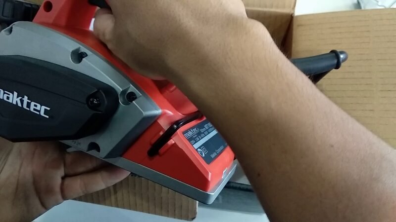 Cách chọn máy bào gỗ tốt